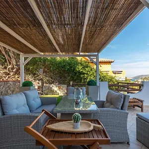 https://villa-camelia.in-sardinia.net